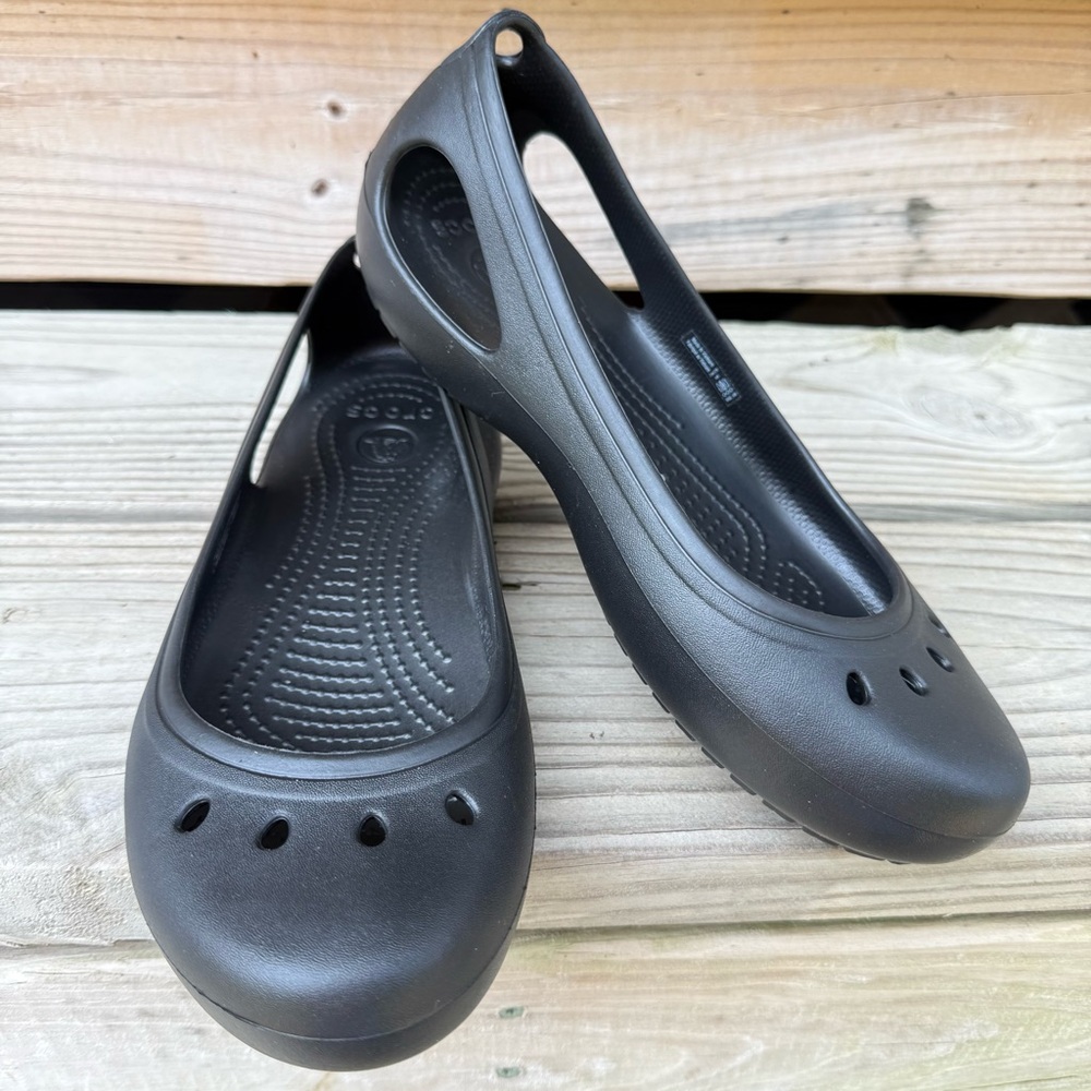 CROCS Ballet Flats Black Kadee Waterproof Size 9 Beach Waterproof Comfort